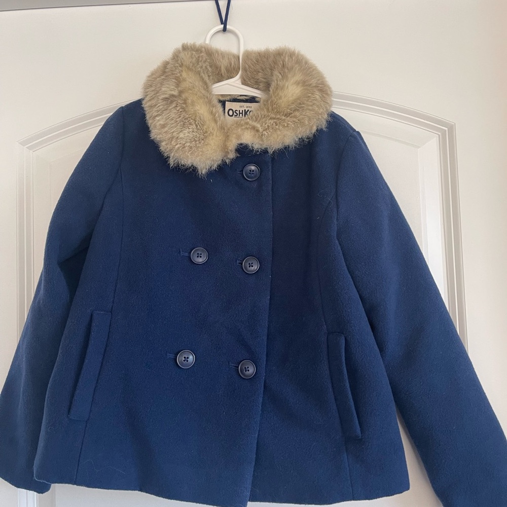 OshKosh B'gosh Navy Coat with Cream Faux Fur Collar. Size 6x